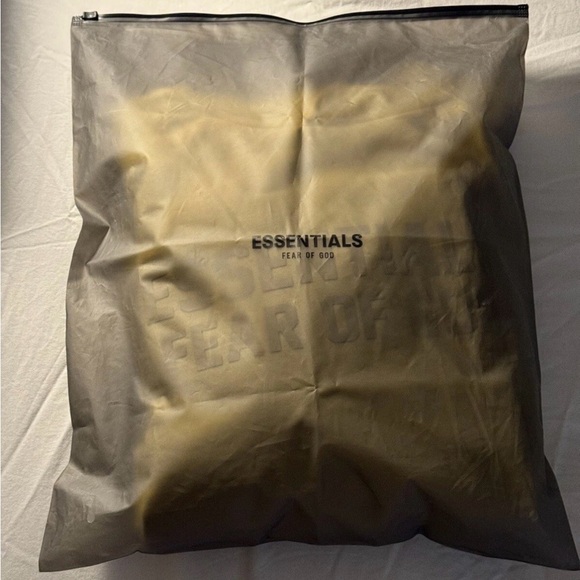 NEW Fear of God Essentials Light Tuscan Hoodie 100% Authentic - Picture 5 of 5